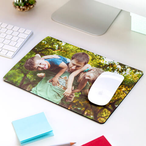 Tapis de Souris Personnalisé – Rendez Votre Bureau Unique